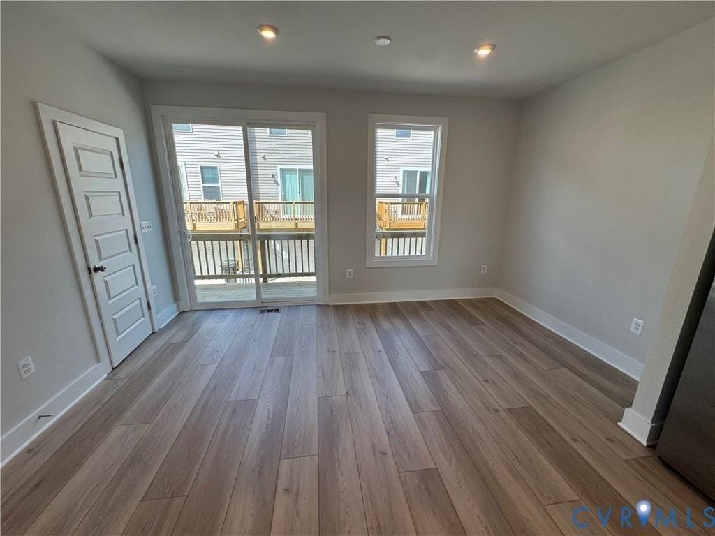 9228 Gilligan Ln - Photo 6 of 21