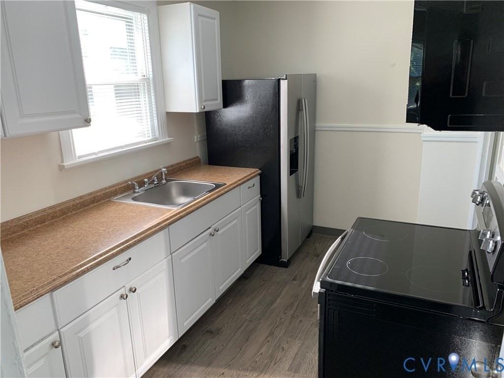 2130 Clarke St - Photo 6 of 17