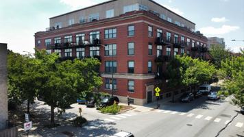 featured image of 3500 S Sangamon St #410