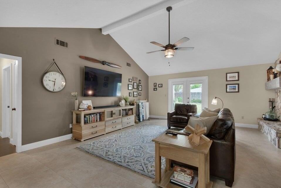 780 Overbrook Dr - Photo 5 of 35