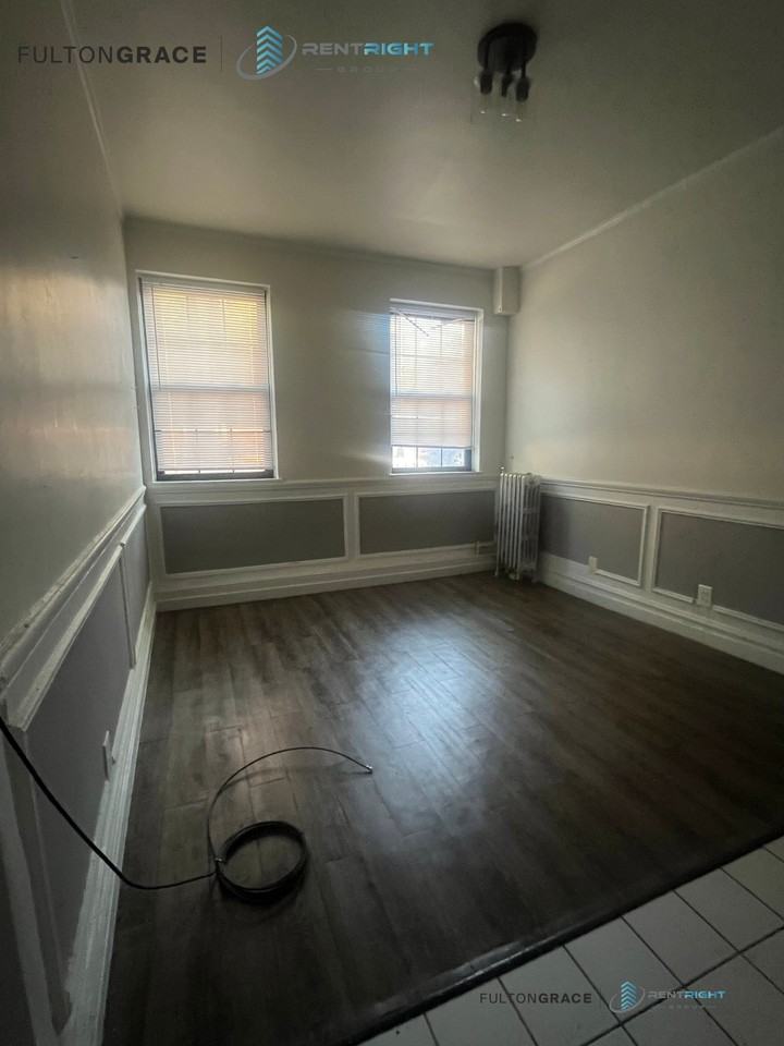 5301 N Ashland Ave #L2 - Photo 3 of 7