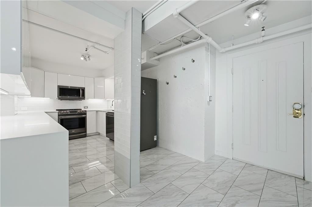 2870 Pharr Court S NW #305 - Photo 3 of 50