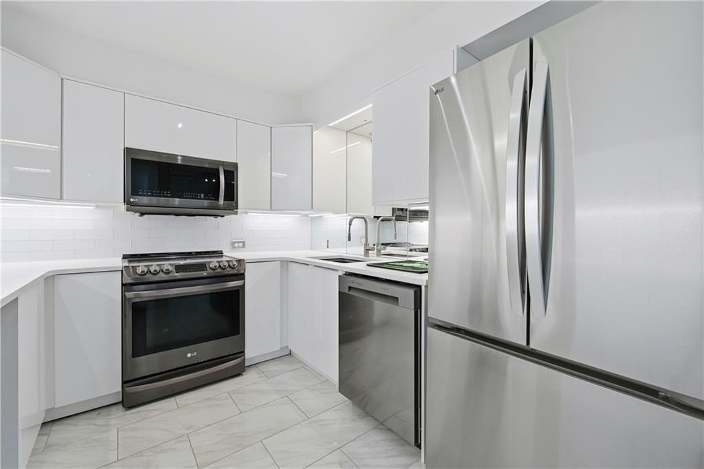 2870 Pharr Court S NW #305 - Photo 4 of 50