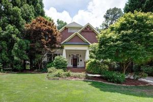 featured image of 3271 Kensington Road