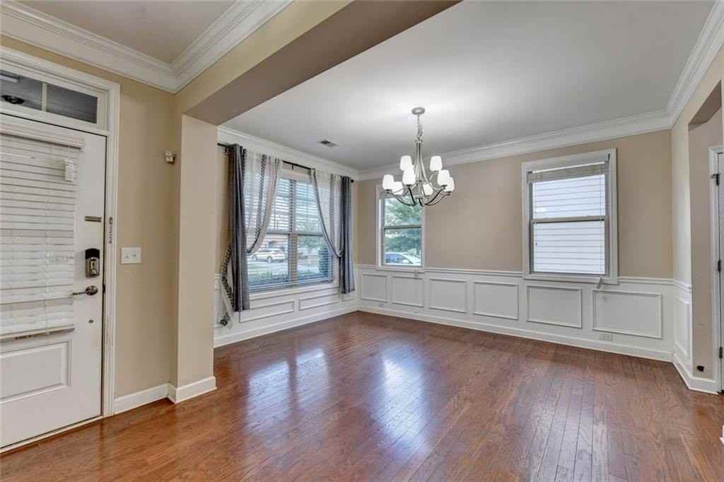 4440 Sanderling Street - Photo 4 of 50