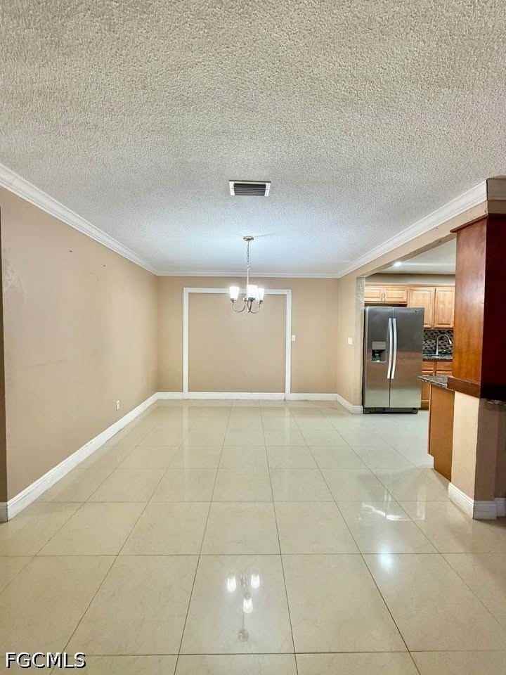 907 Laredo Ave #B - Photo 4 of 17