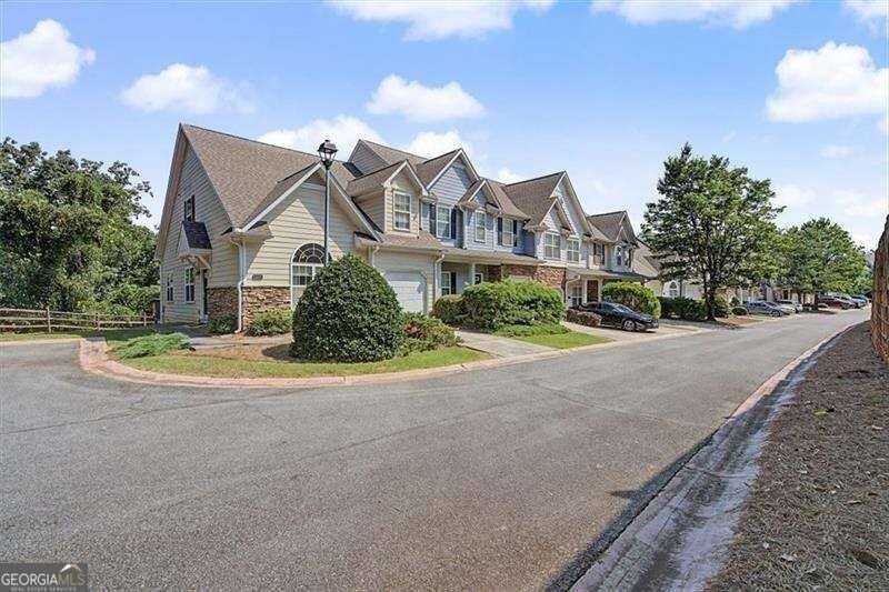 330 General Wheeler Dr Nw #3 - Photo 6 of 50