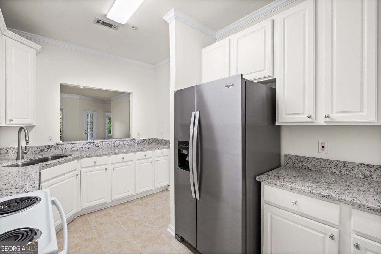 8849 Fairview Bluff Road - Photo 6 of 20
