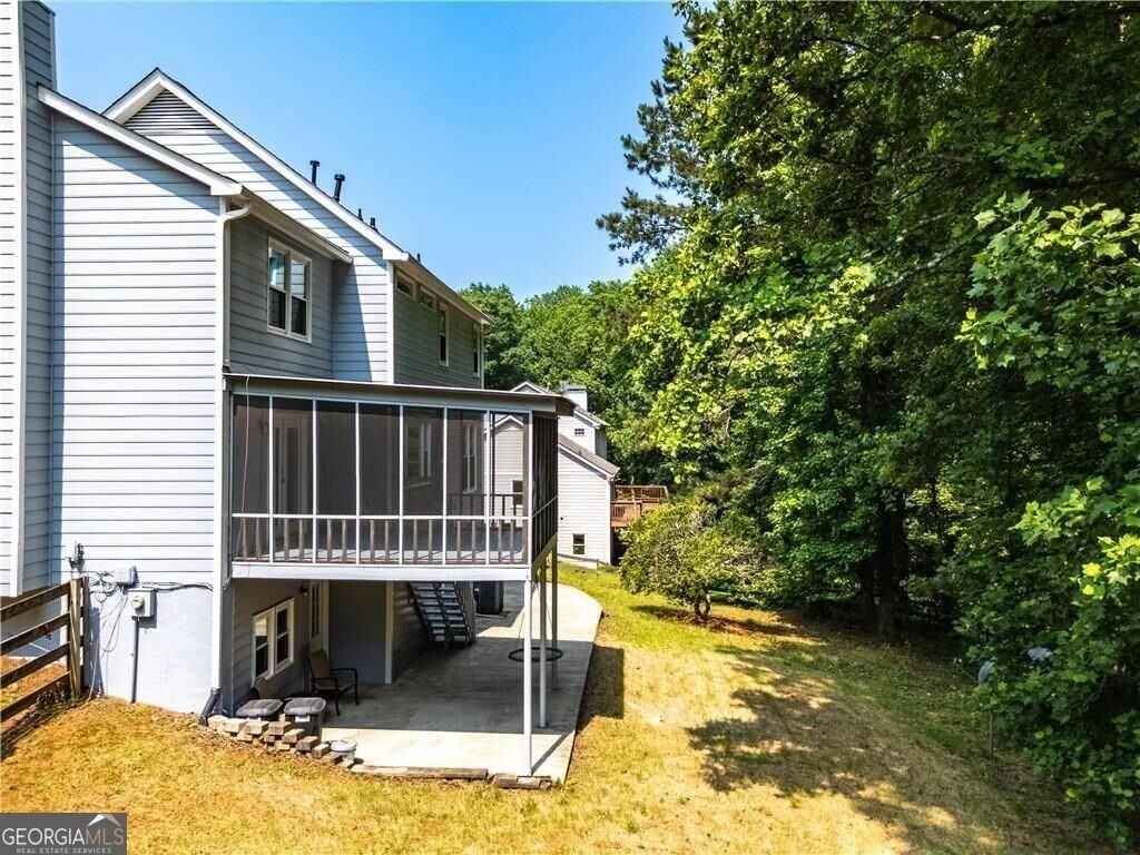 1428 Brookcliff Dr - Photo 4 of 38