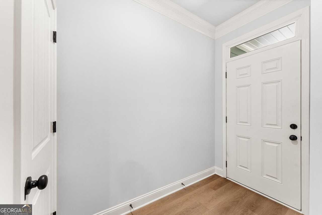 15 Crest Dr #1 - Photo 6 of 18