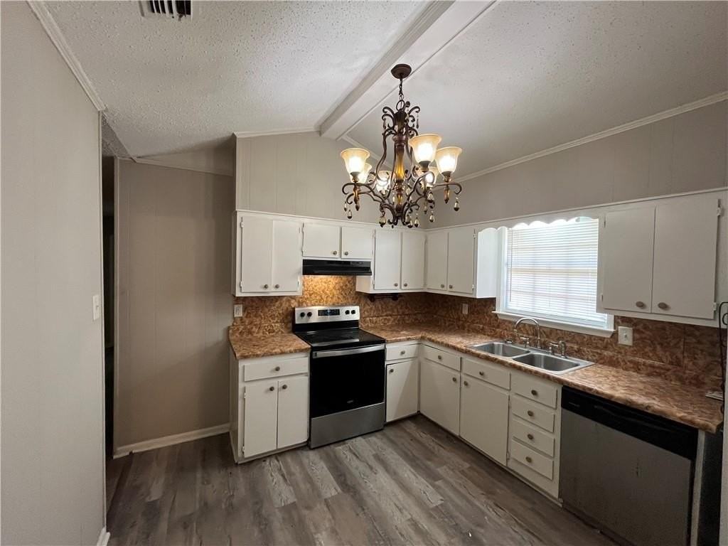 971 Delmar Dr - Photo 5 of 13