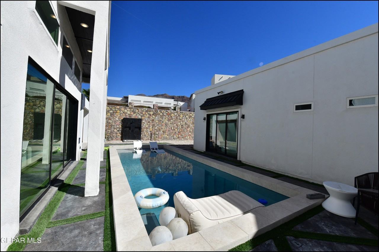 1294 Desert Sky Pl - Photo 6 of 41