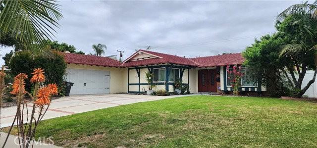 2863 Serang Pl - Photo 2 of 8
