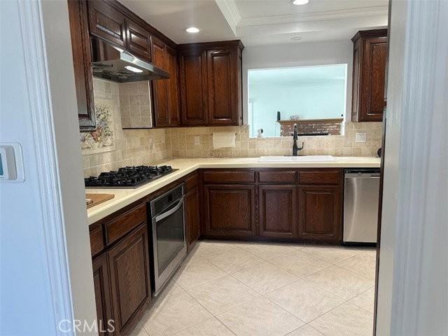 20782 Catamaran Ln - Photo 4 of 8