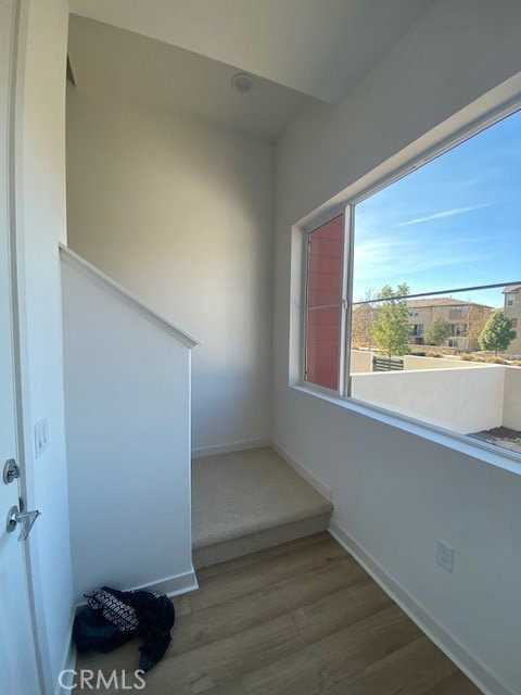 1055 Cadence - Photo 4 of 5