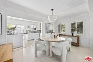 300 N Bowling Green Way - Photo 6 of 6