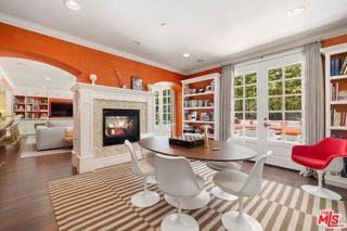 133 17th St - Photo 2 of 3