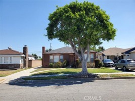 featured image of 2912 W 82nd Pl