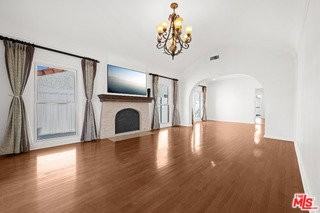 426 S La Peer Dr - Photo 5 of 8