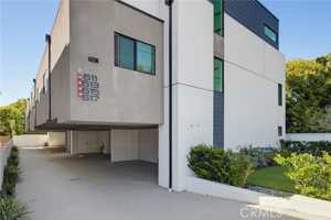 featured image of 613 Aviation Way
