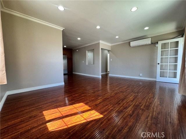 17104 La Salle Ave - Photo 2 of 8