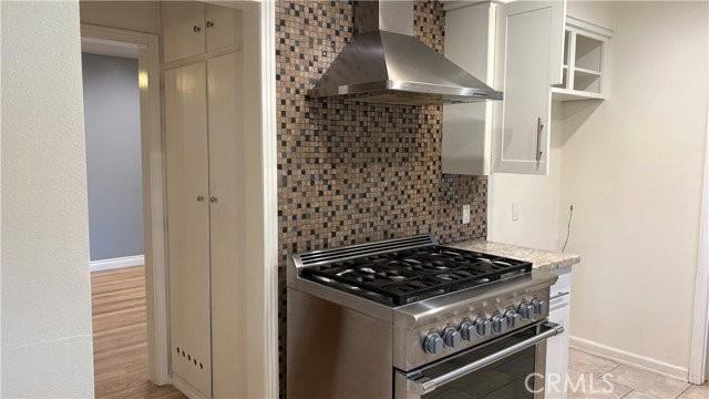 10244 Woodruff Ave - Photo 6 of 8