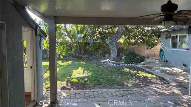 10244 Woodruff Ave - Photo 7 of 8