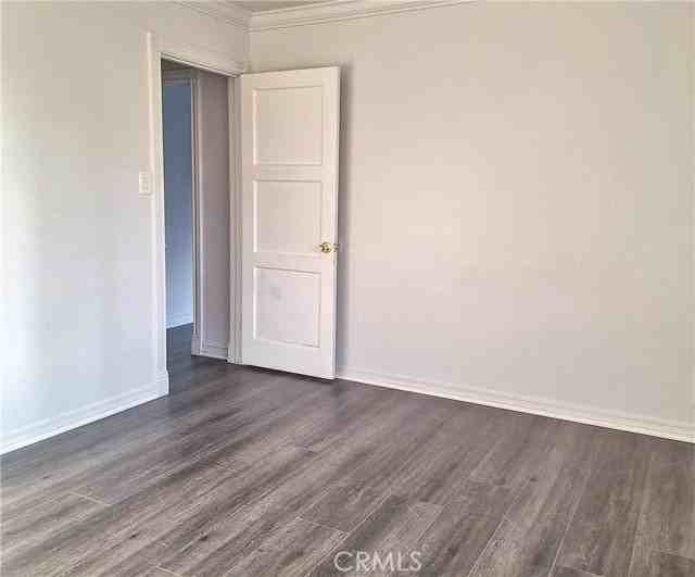 9134 Lemoran Ave - Photo 7 of 8