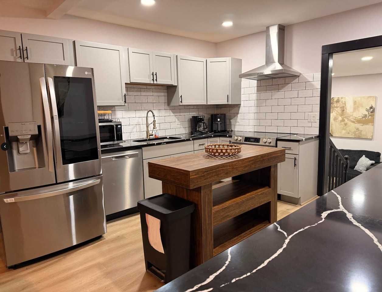 Sycamore Ln - Photo 3 of 27