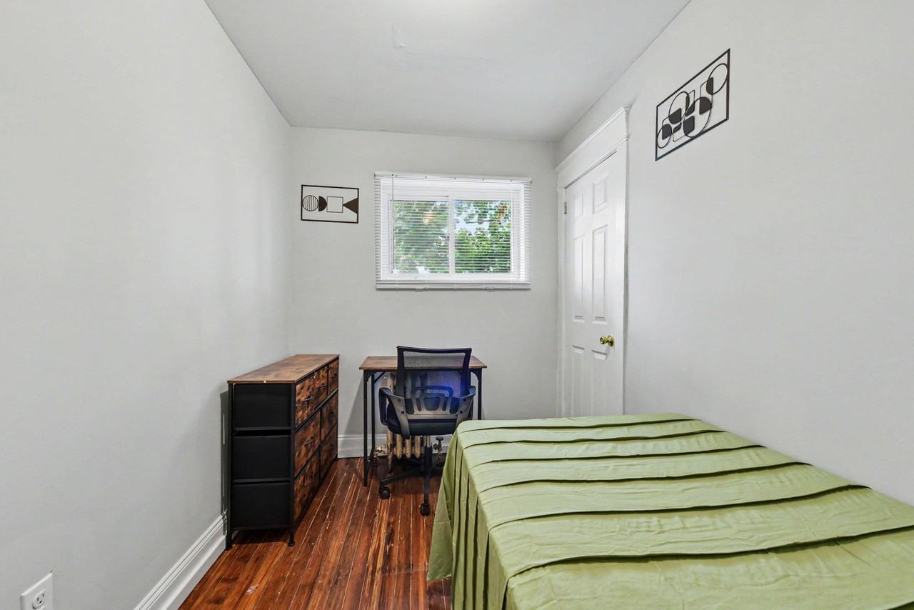 Matthews St - Photo 5 of 16