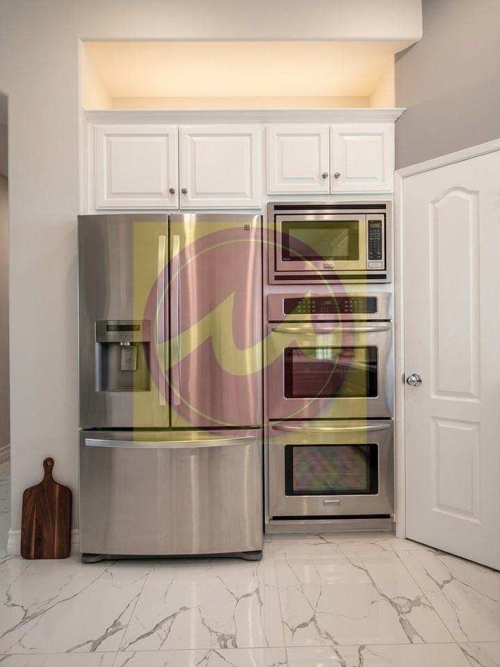 2502 Rockefeller Lane #B - Photo 6 of 12
