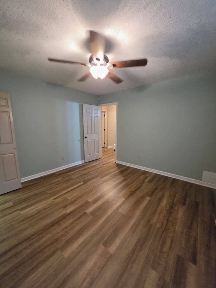 110 High Point Ln - Photo 5 of 8