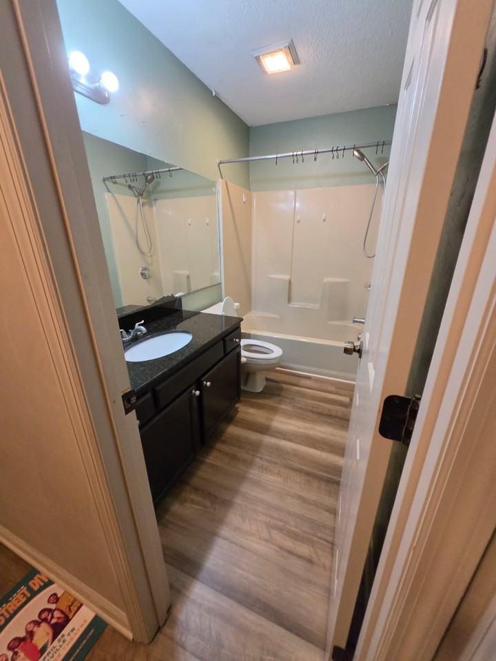110 High Point Ln - Photo 7 of 8