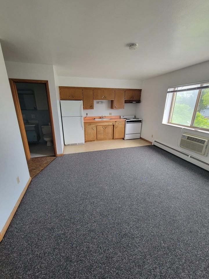 6406 W Lincoln Ave #4 - Photo 2 of 6