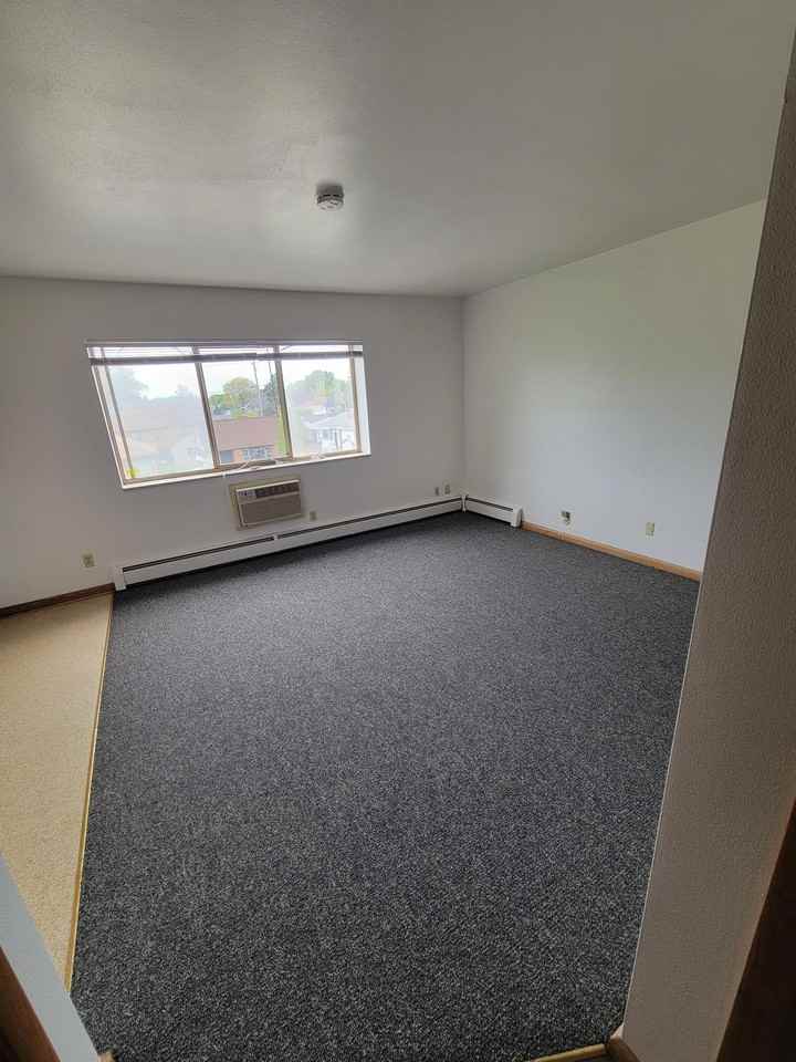 6406 W Lincoln Ave #4 - Photo 4 of 6
