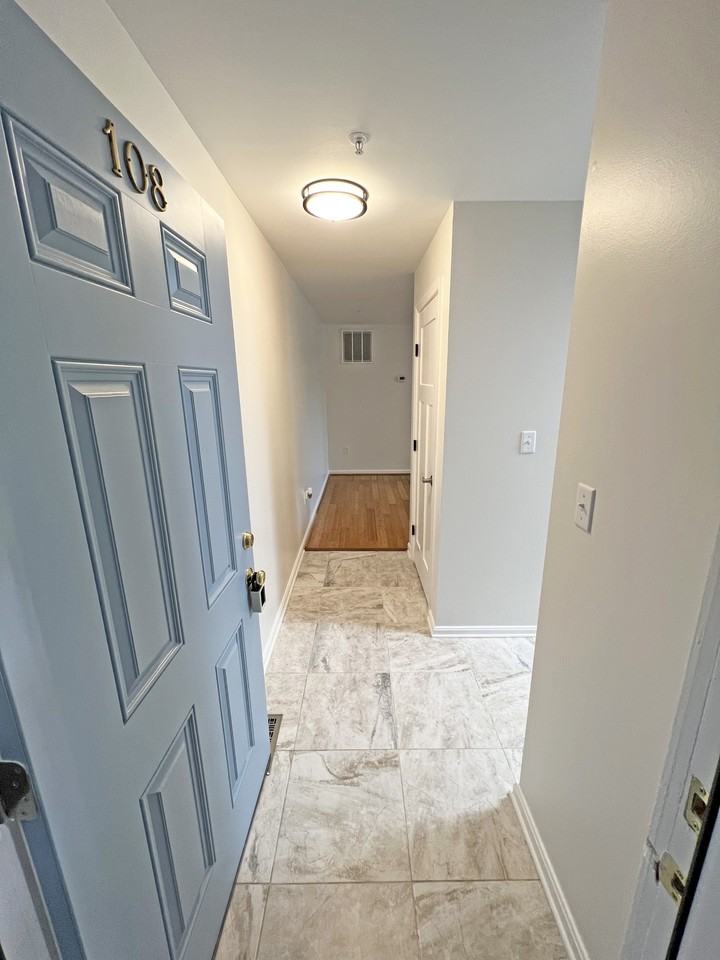 108 Teal Ct - Photo 5 of 17