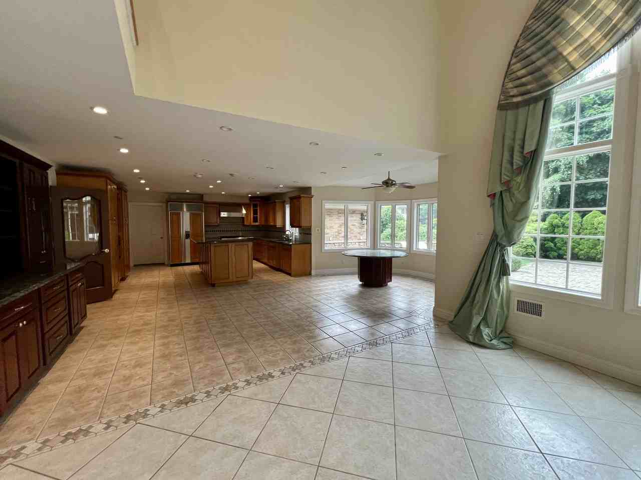 32 Topland Rd - Photo 7 of 21