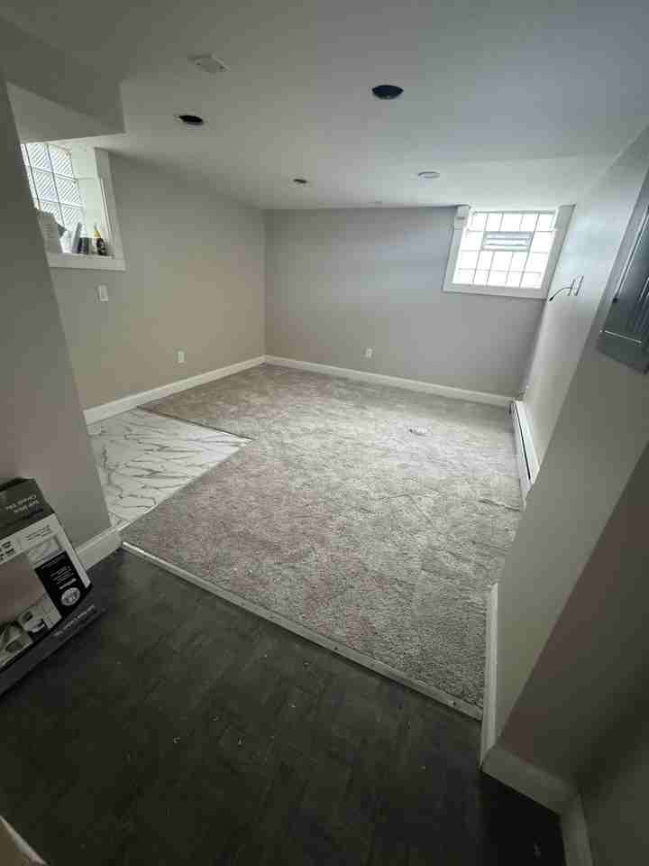 2592 Mayfield Rd #B - Photo 2 of 3
