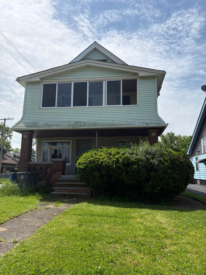 12316 Gay Ave #1