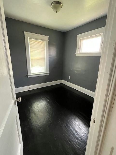 3079 E 130th St #2 - Photo 4 of 11