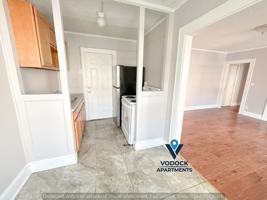 featured image of 911 Asylum Ave