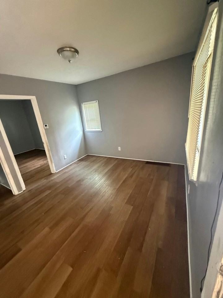 567 E 128th St #2 - Photo 3 of 16