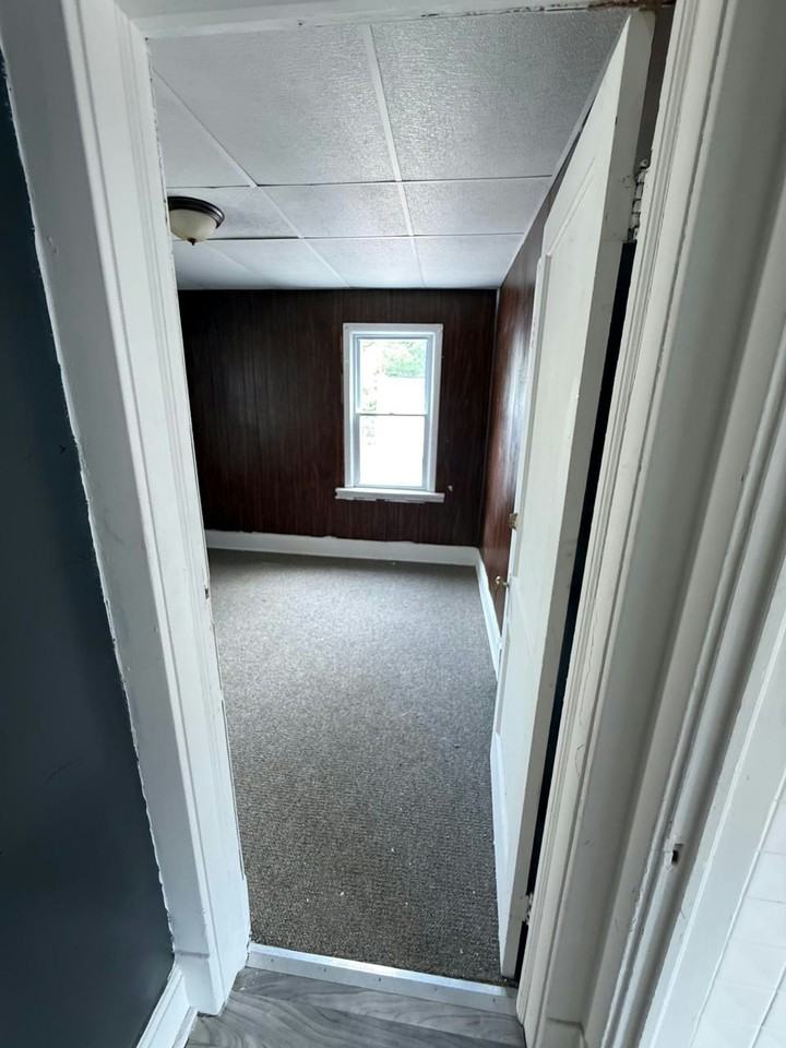 11706 Farringdon Ave #1 - Photo 2 of 15