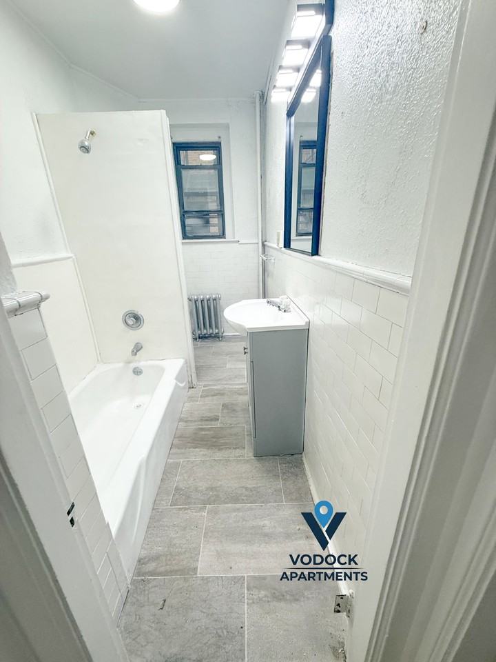 43 Granite St - Photo 2 of 21