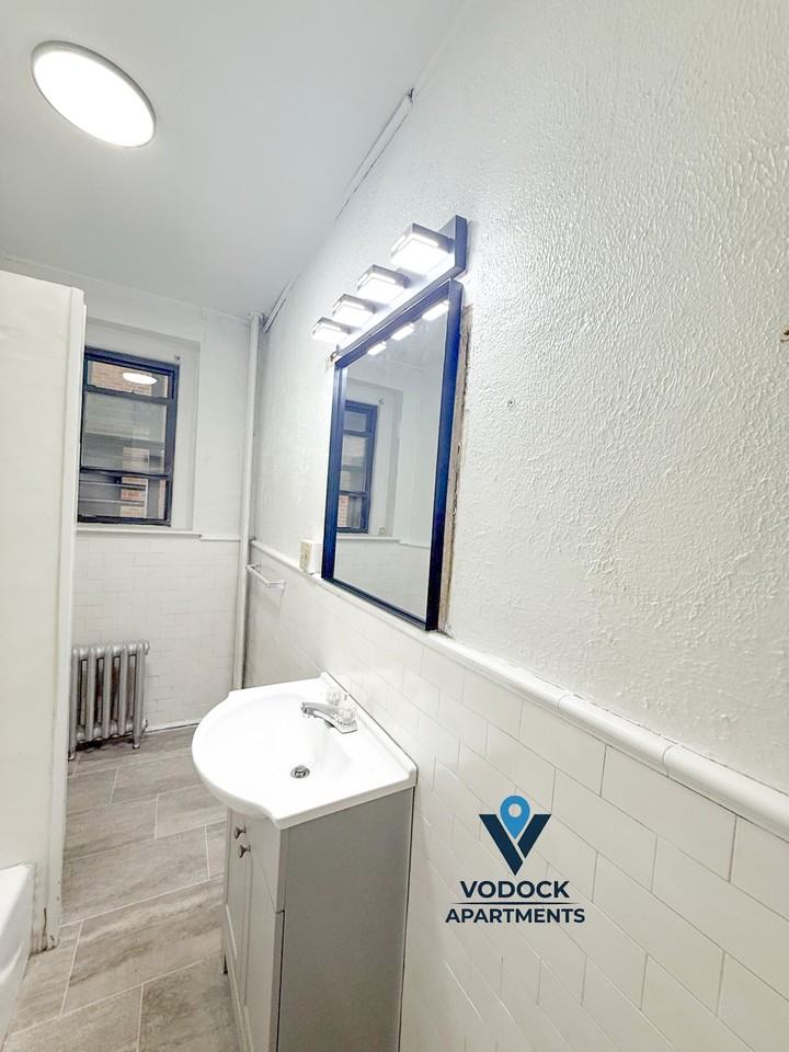 43 Granite St - Photo 4 of 21