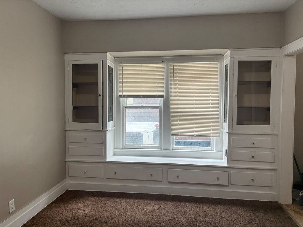 13614 Othello Ave #1 - Photo 6 of 14
