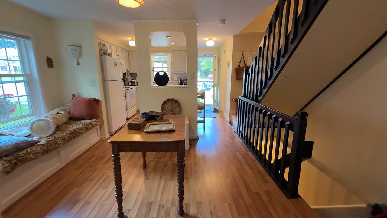 126 Partridge Hl - Photo 6 of 18