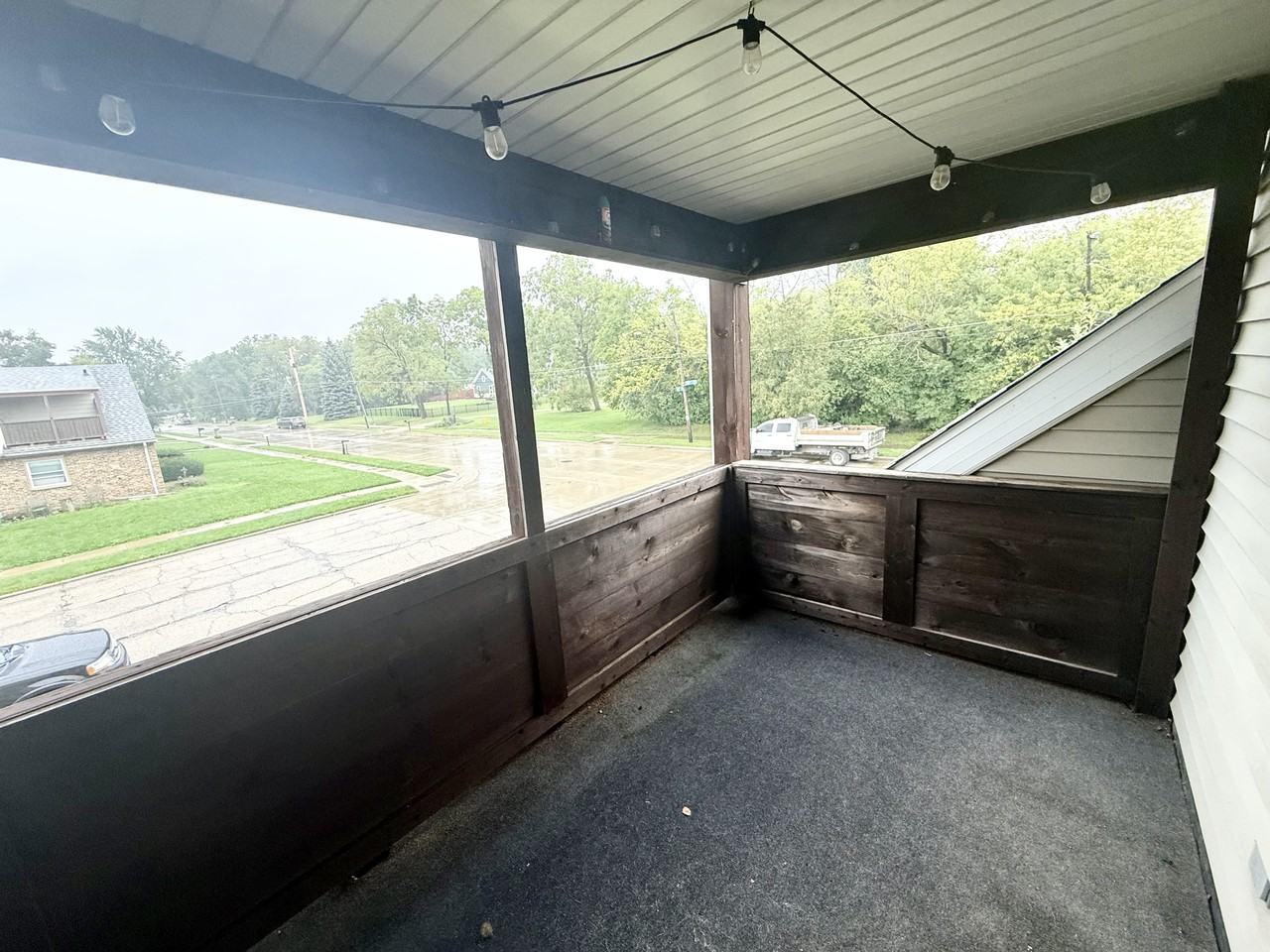 4535 40th Ave - Photo 4 of 9