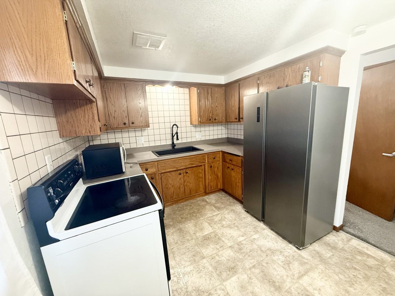 4535 40th Ave - Photo 5 of 9