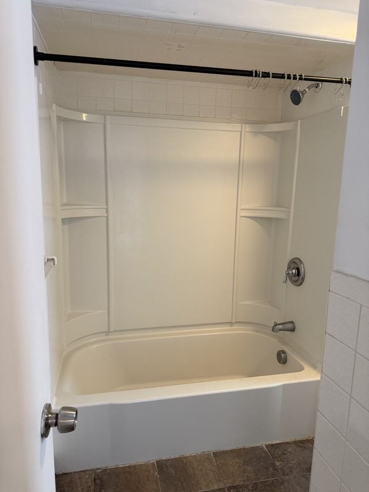 2 Griswald St #1